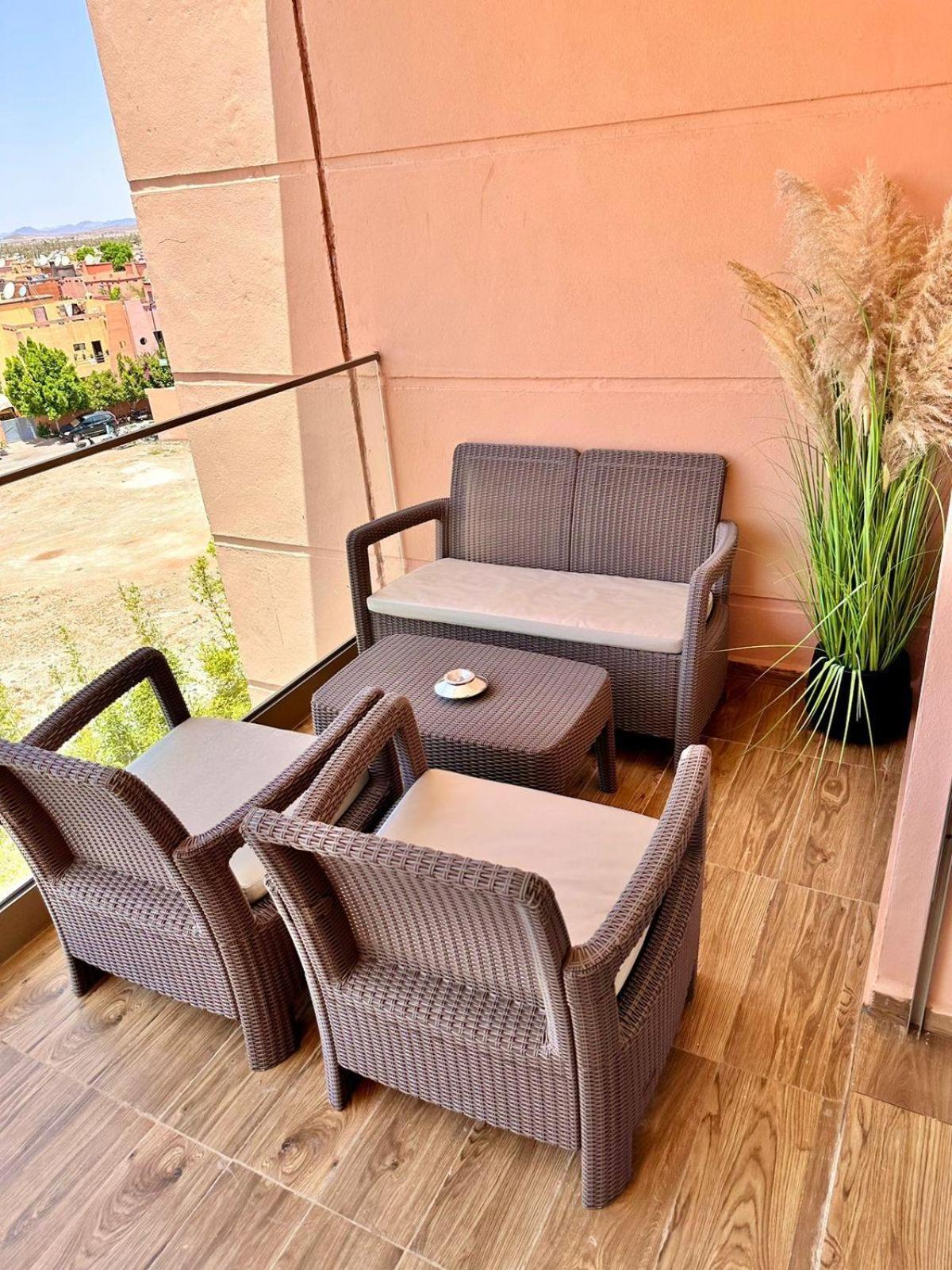 Appartement Luxueux Avec Piscine 10 Minutes Du Centre Ville Marrakesh Exterior foto