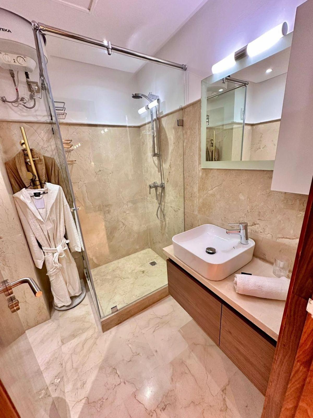 Appartement Luxueux Avec Piscine 10 Minutes Du Centre Ville Marrakesh Exterior foto